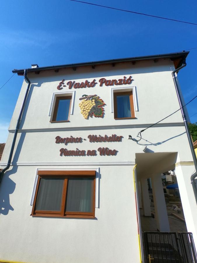 Bed and Breakfast E-Vasko Panzio Borpince Tokaj Exterior foto
